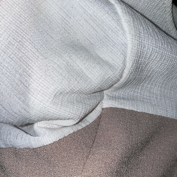 Top - Picture 2 of 4